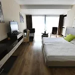Ezuesthid Hotel 4*