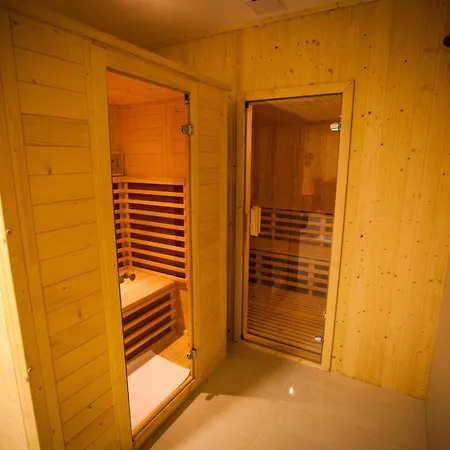 Ezüsthíd 4* Veszprém