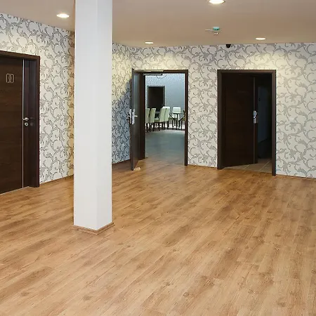 Hotel Ezuesthid Veszprem