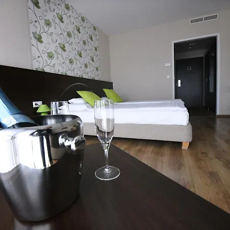 Ezuesthid Veszprem