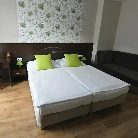 Ezüsthíd Hotel