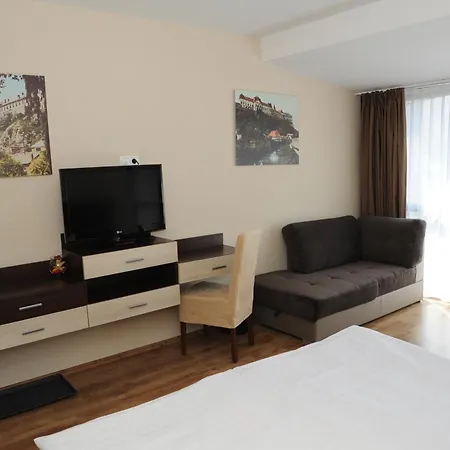 Hotel Ezuesthid Veszprem