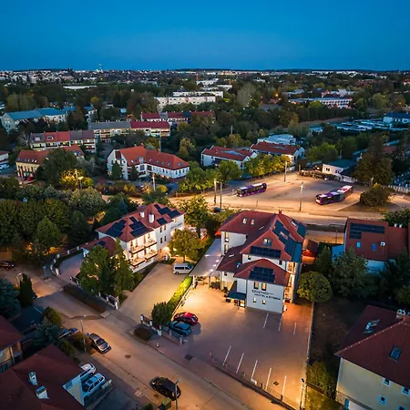 Hotel Ezuesthid Veszprém