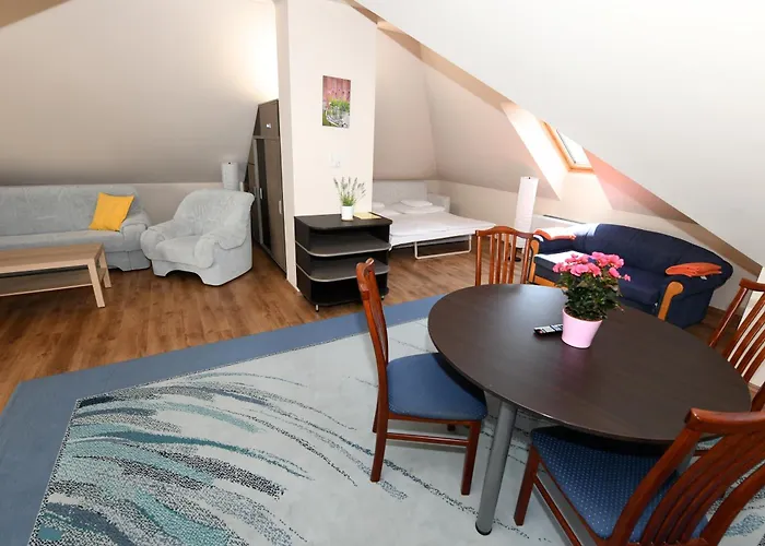 Ezuesthid Hotel Veszprém