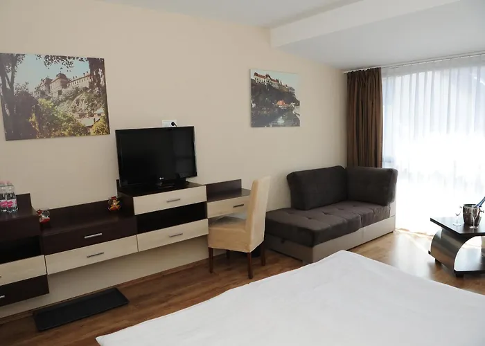 Hotel Ezuesthid Veszprém